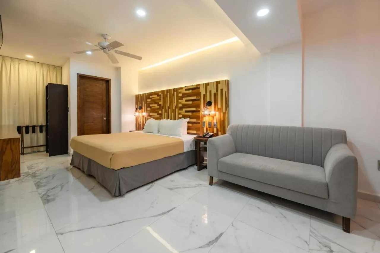 Collection O Hotel Marvic Playa del Carmen Mexico